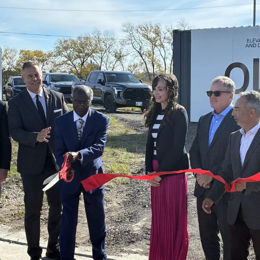 À Winnipeg, deux rues du Water Tower District porteront les noms d’Ibrahima Diallo et de Paulette Duguay